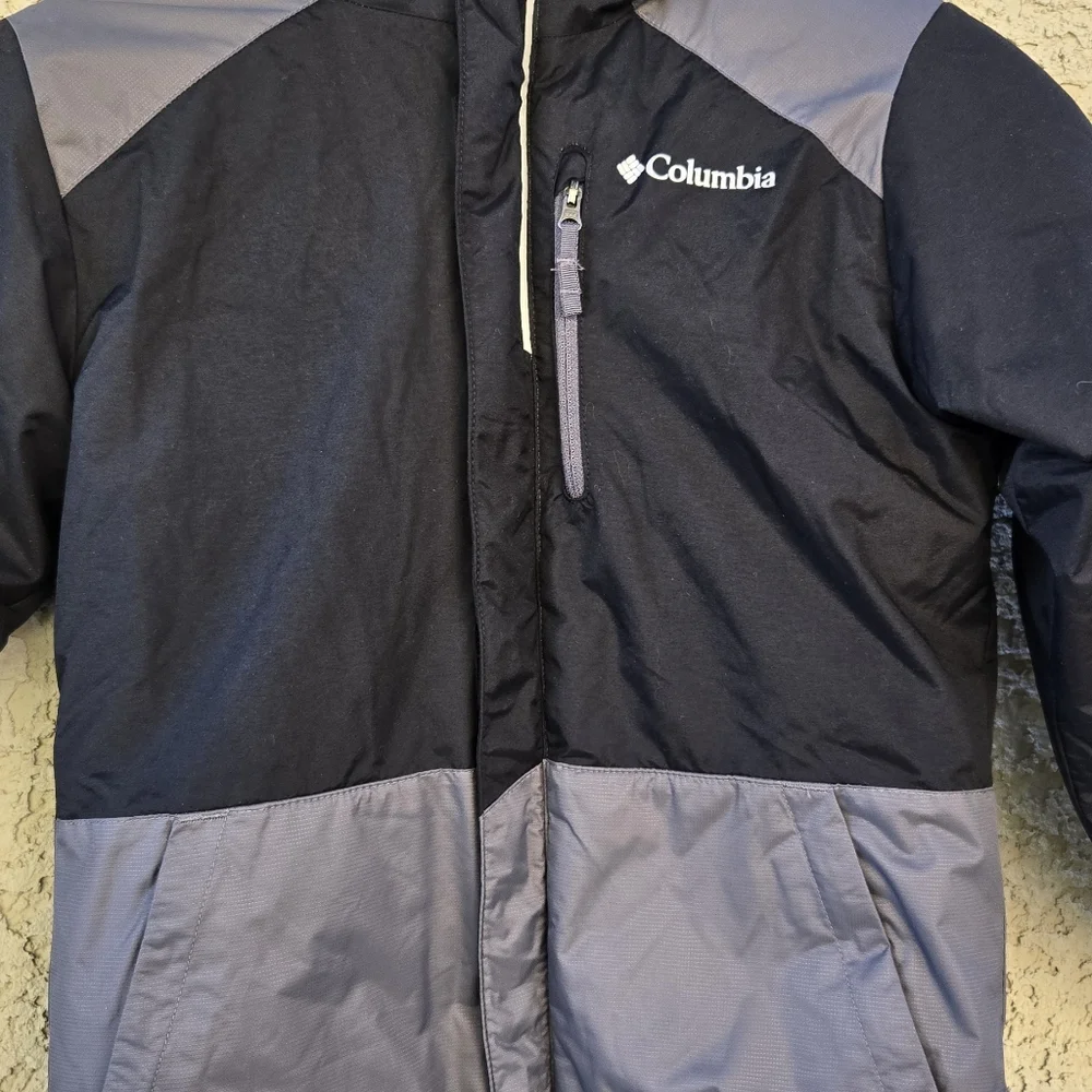 Columbia Winter Jacket - Picture 2 of 6